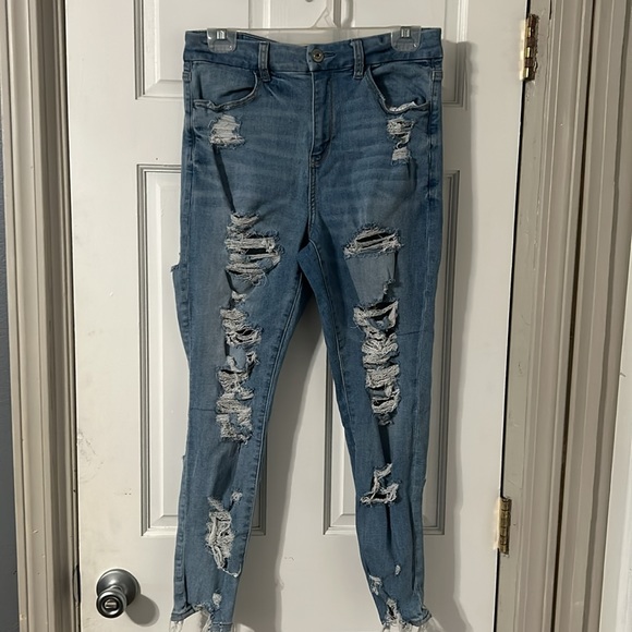 American Eagle 🦅 Jeans - Picture 3 of 9